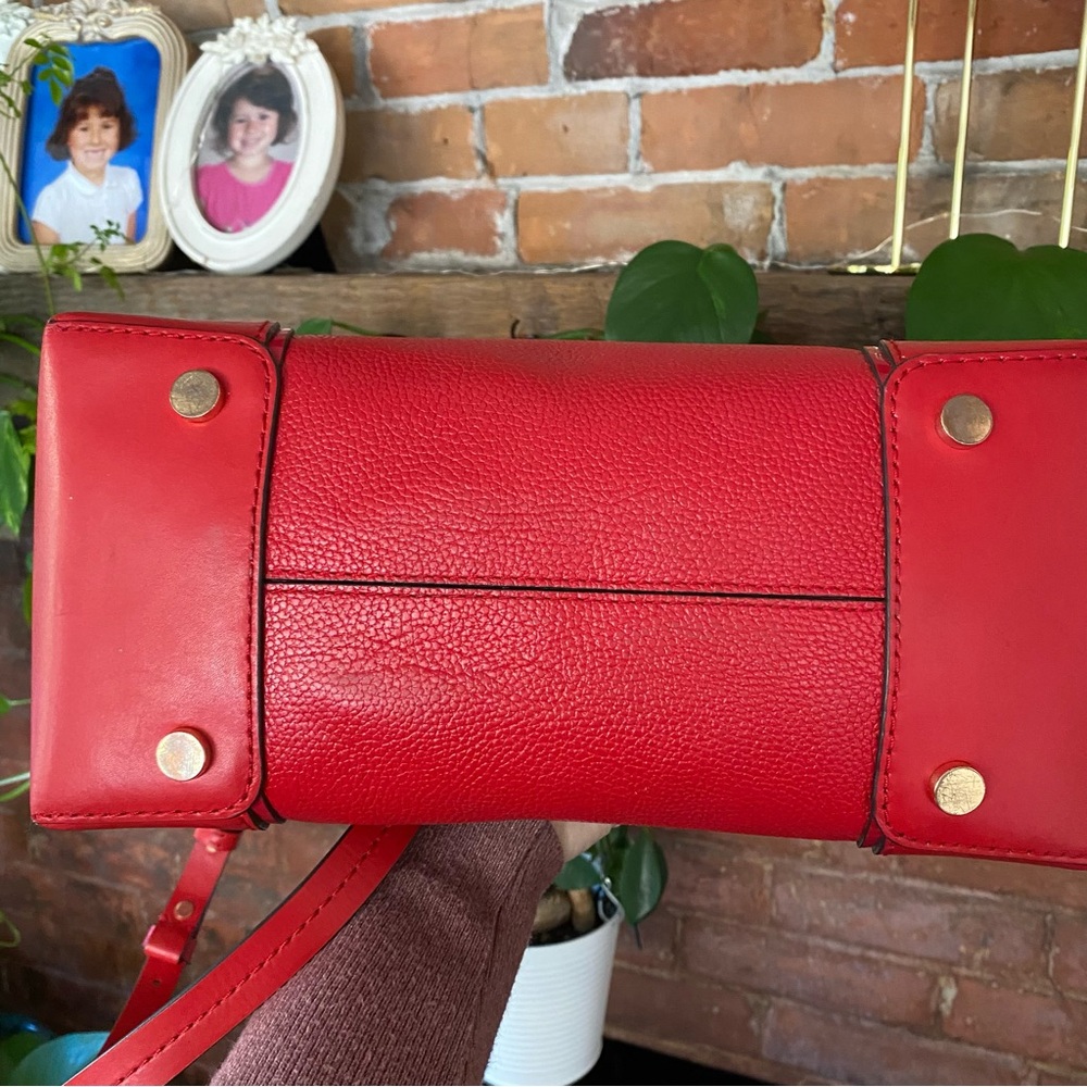 MICHAEL KORS Mercer Gallery Medium Center Zip Leather Tote in Bright Red - Picture 6 of 13